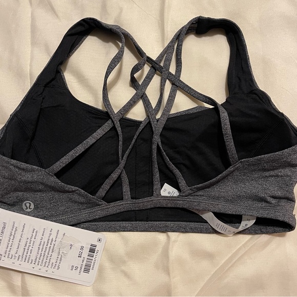 Lululemon NWT Free To Be Tranquil Bra- Size 10 - Picture 2 of 5